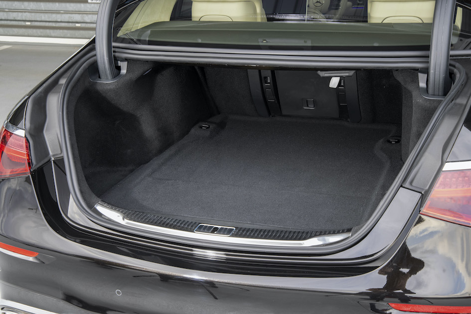 Mercedes S-Class PHEV boot space